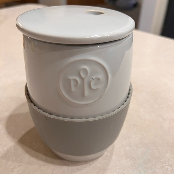 Pampered Chef ceramic egg cooker - Picture 2 of 4